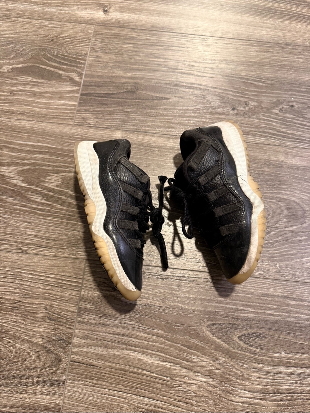 Kids Jordan 11 shoes
